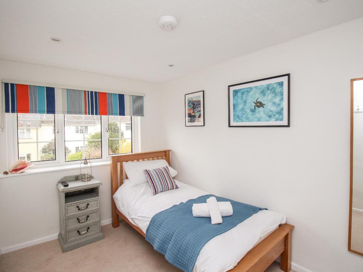 White Cottage Bere Regis Exterior photo